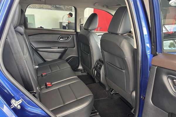 2023 Nissan X-TRAIL ST-L T33
