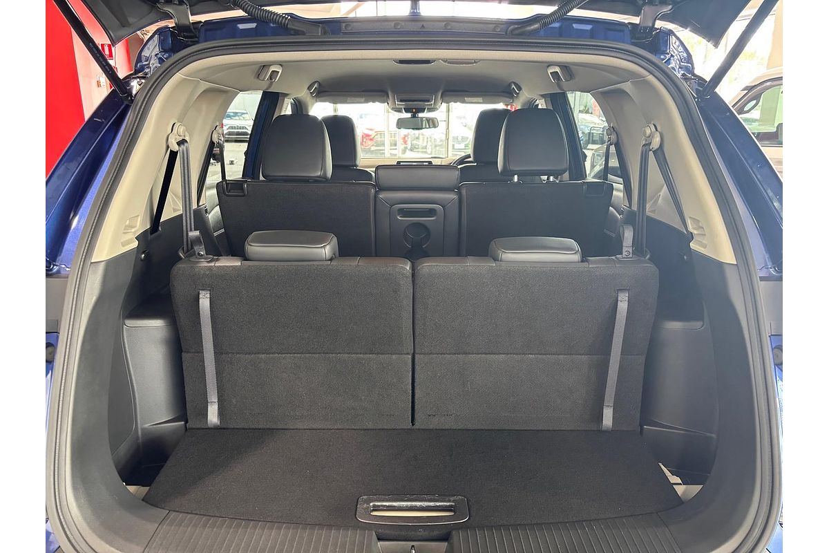 2023 Nissan X-TRAIL ST-L T33