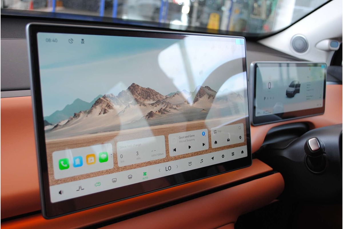 2024 Leapmotor C10 Design B11