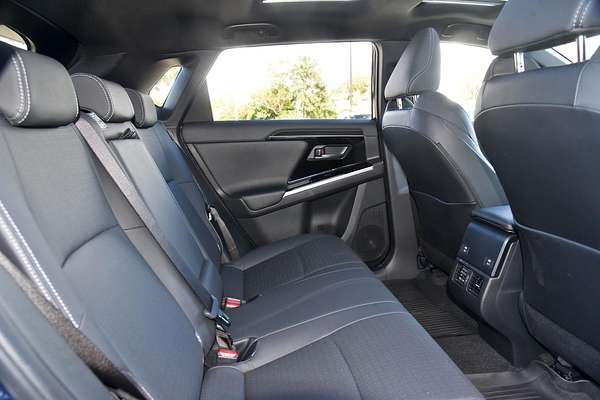 2024 Toyota bZ4X YEAM15R