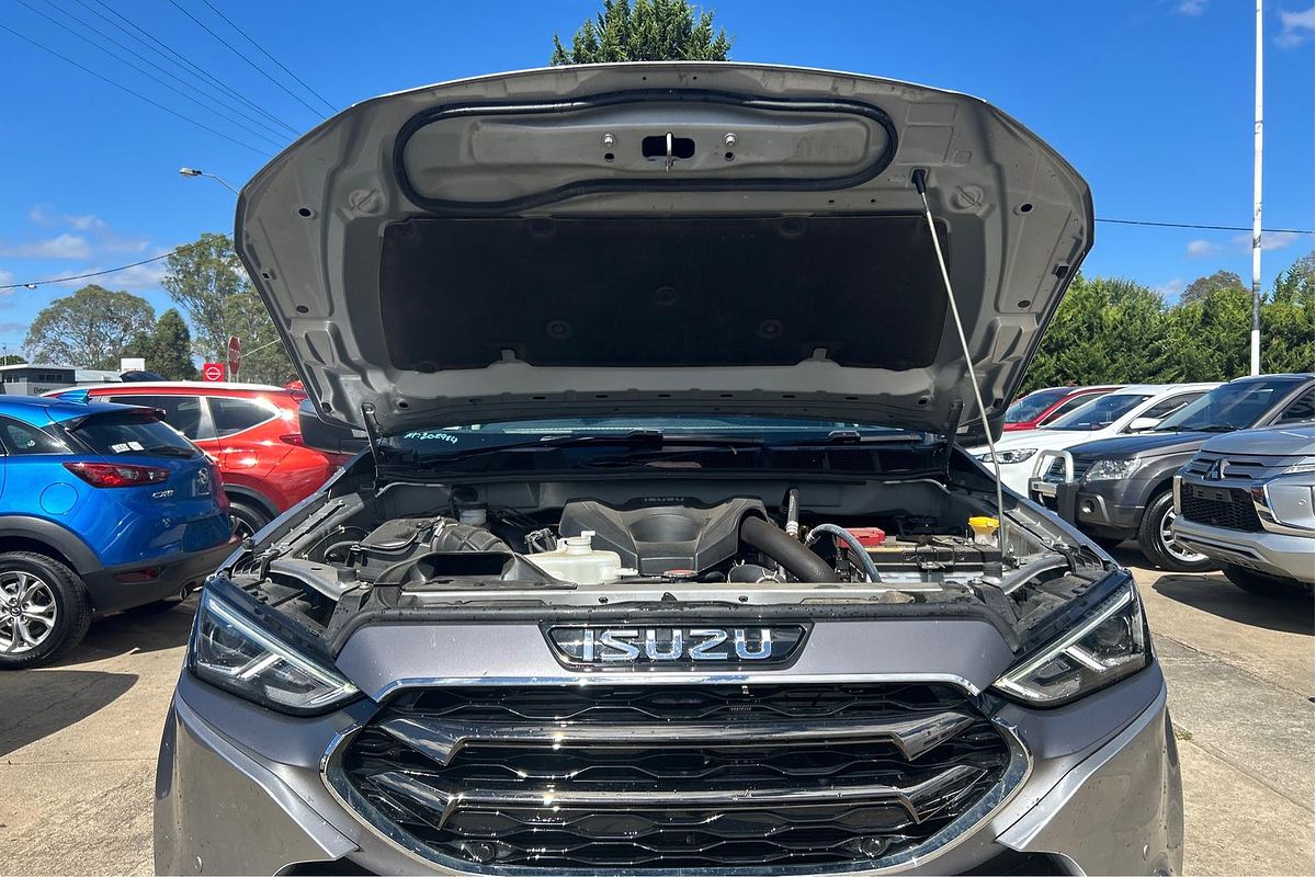 2022 Isuzu MU-X LS-U