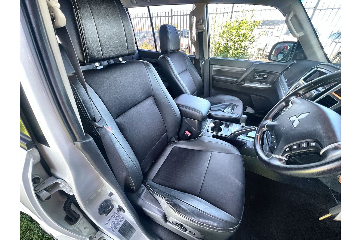 2017 Mitsubishi Pajero Sport GLS QE