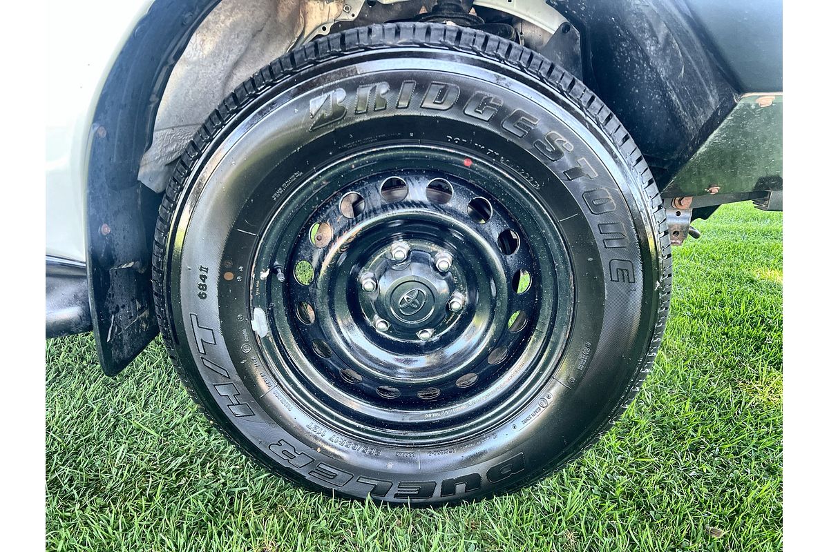 2020 Toyota Hilux SR GUN126R 4X4