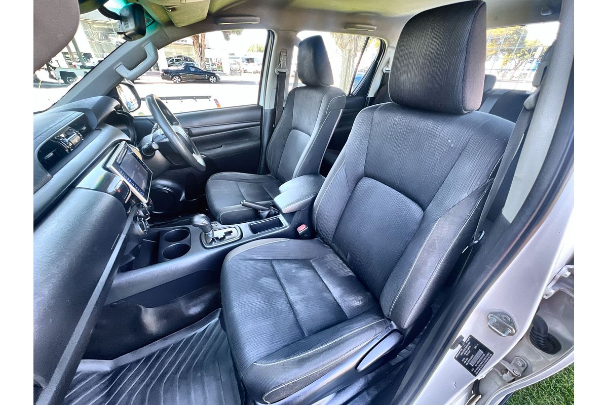 2020 Toyota Hilux SR GUN126R 4X4