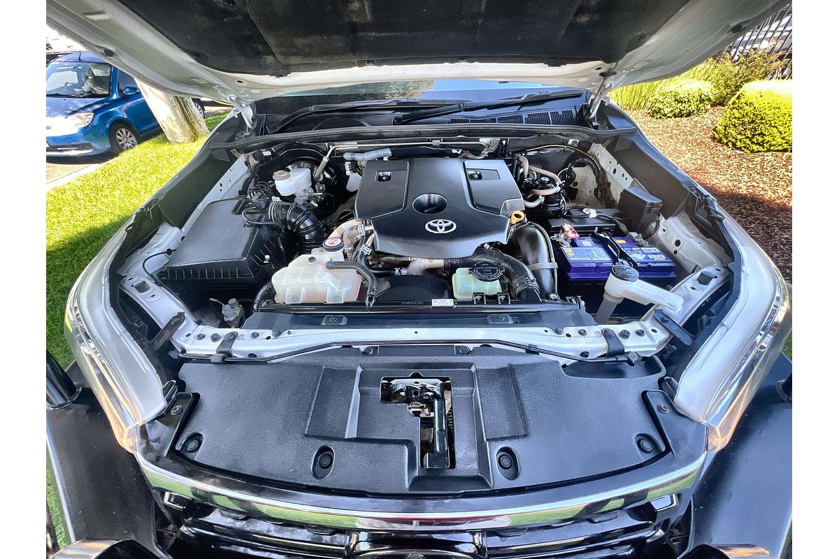 2020 Toyota Hilux SR GUN126R 4X4