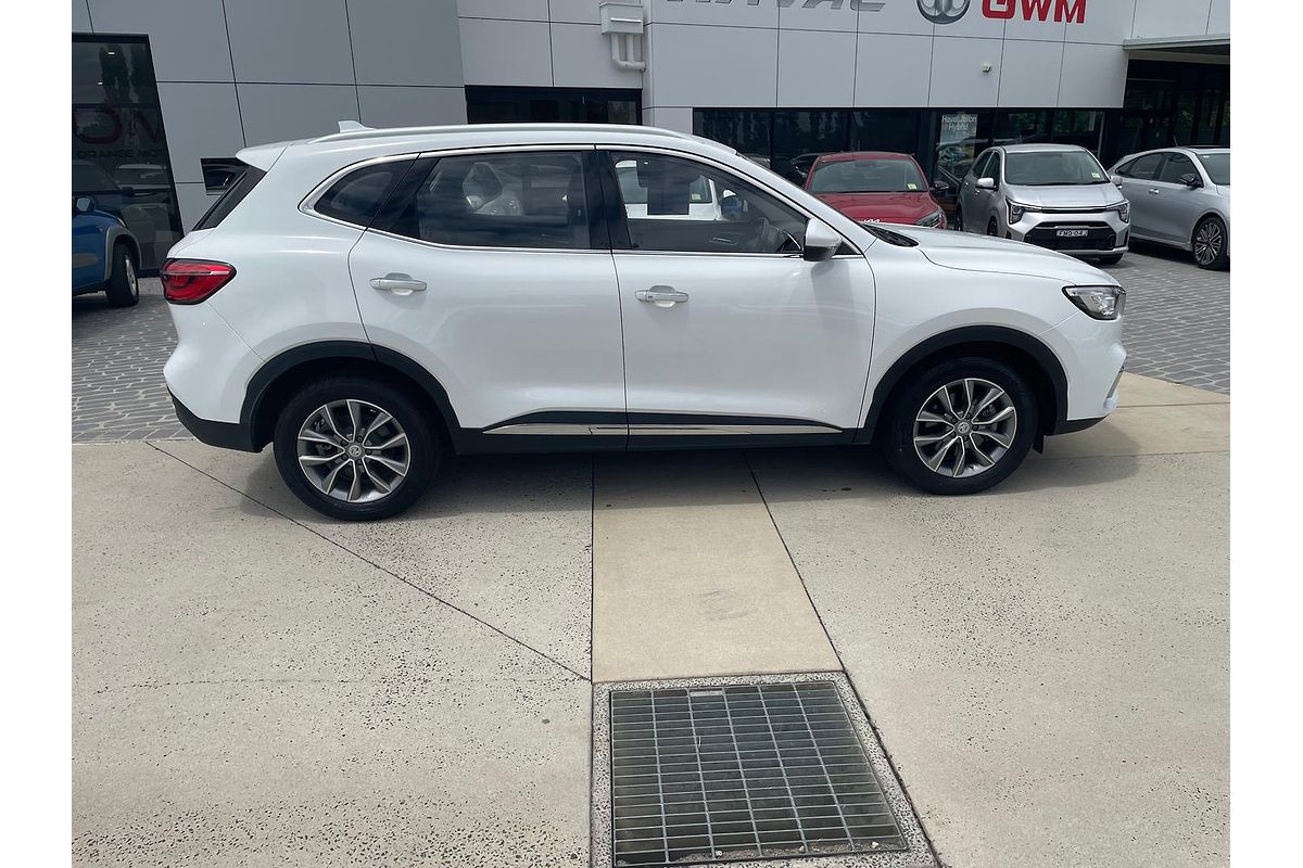 2022 MG HS Vibe SAS23