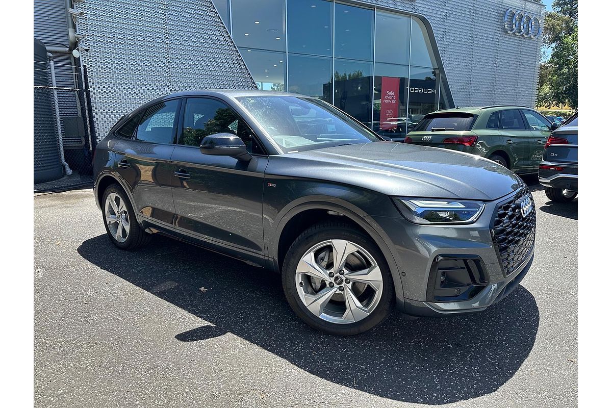 2024 Audi Q5 40 TDI S Line FY