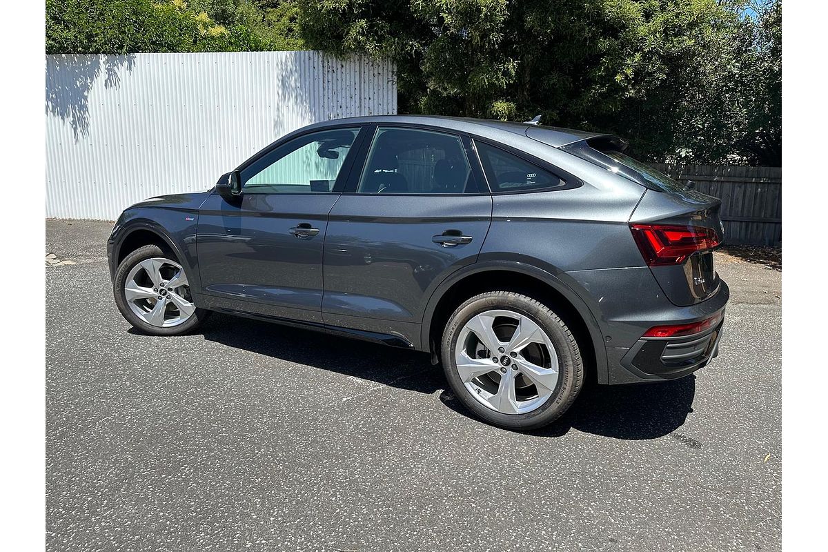 2024 Audi Q5 40 TDI S Line FY