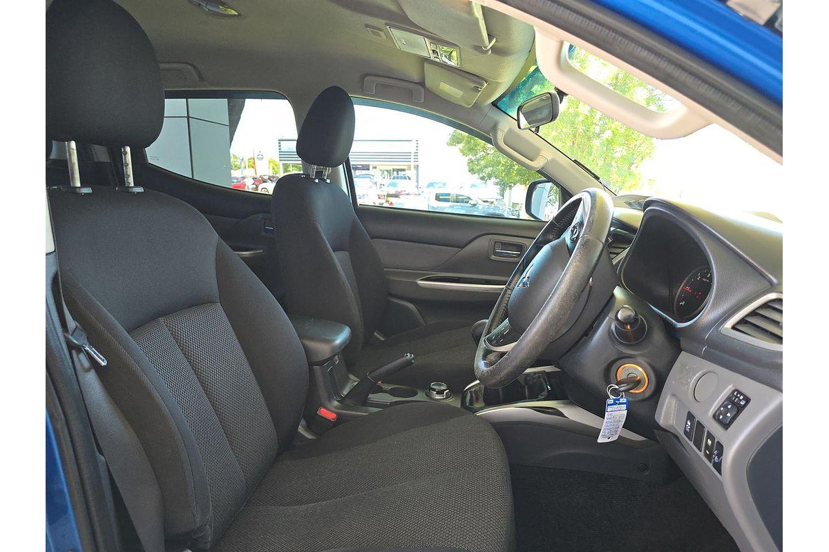 2015 Mitsubishi Triton GLS MQ 4X4