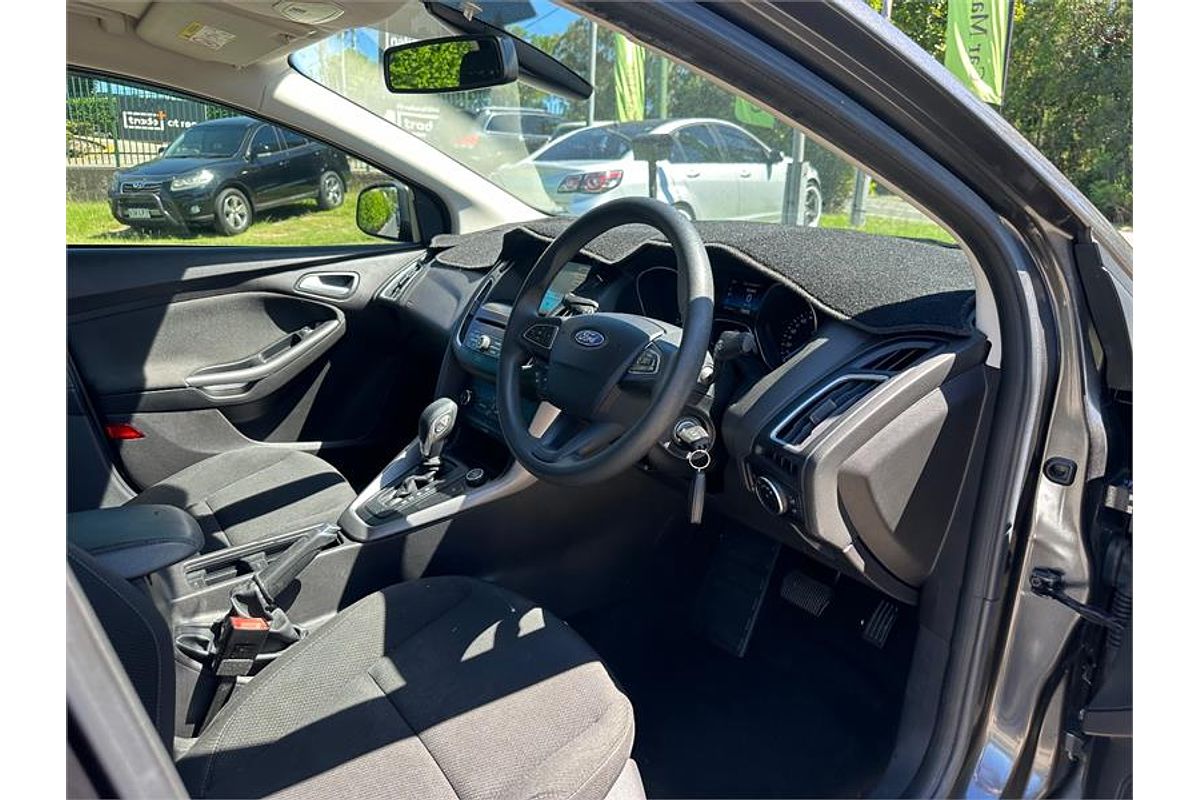 2017 Ford FOCUS TREND LZ