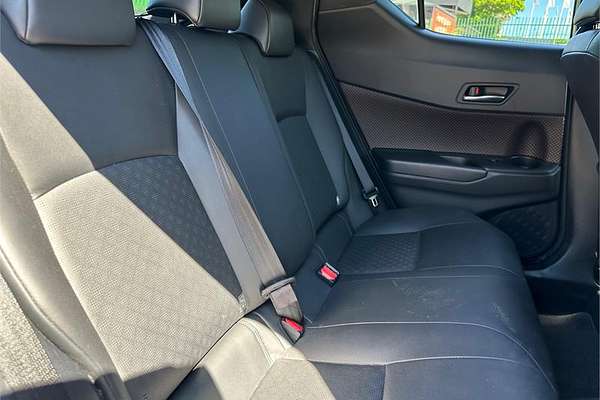 2017 Toyota C-HR KOBA (2WD) NGX10R