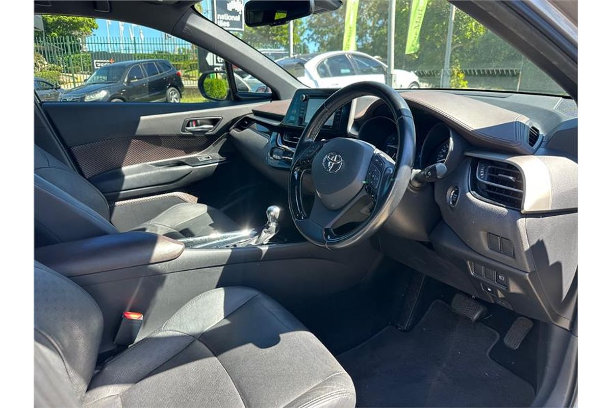 2017 Toyota C-HR KOBA (2WD) NGX10R