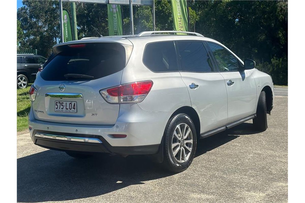 2015 Nissan PATHFINDER ST (4x2) R52