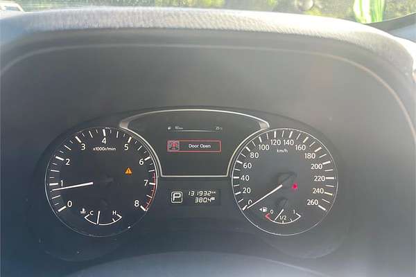2015 Nissan PATHFINDER ST (4x2) R52
