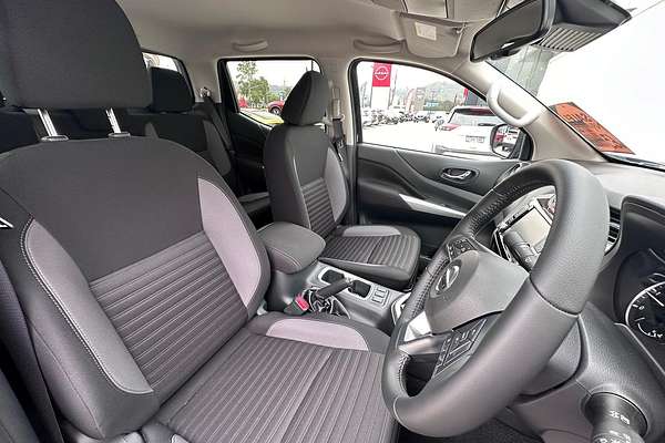 2024 Nissan Navara ST-X D23 4X4