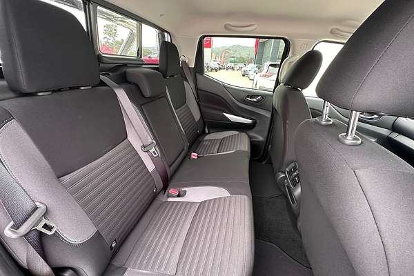 2024 Nissan Navara ST-X D23 4X4