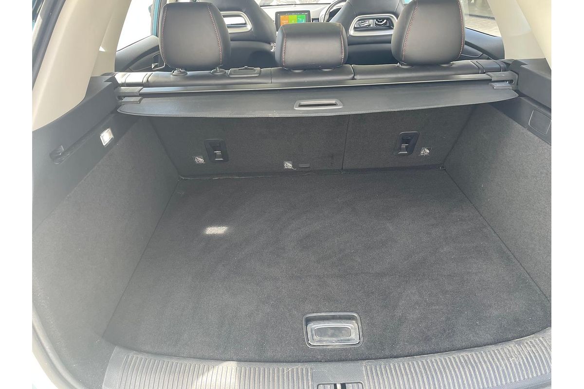 2021 MG HS PHEV Essence SAS23