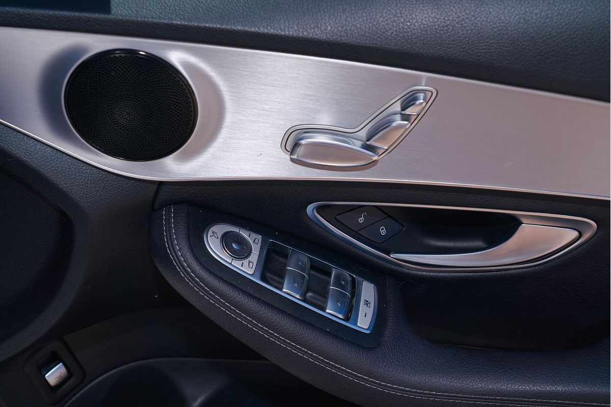 2017 Mercedes-Benz C-Class C200 W205