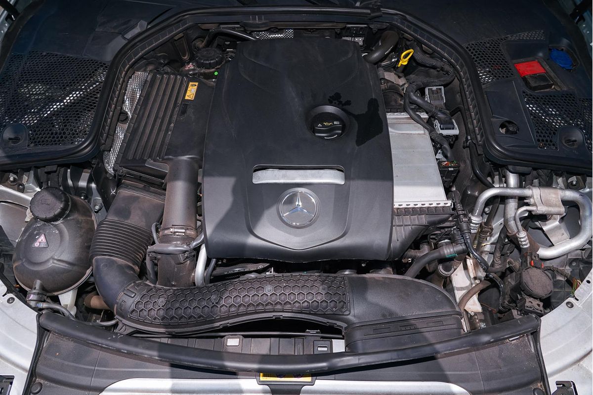 2017 Mercedes-Benz C-Class C200 W205