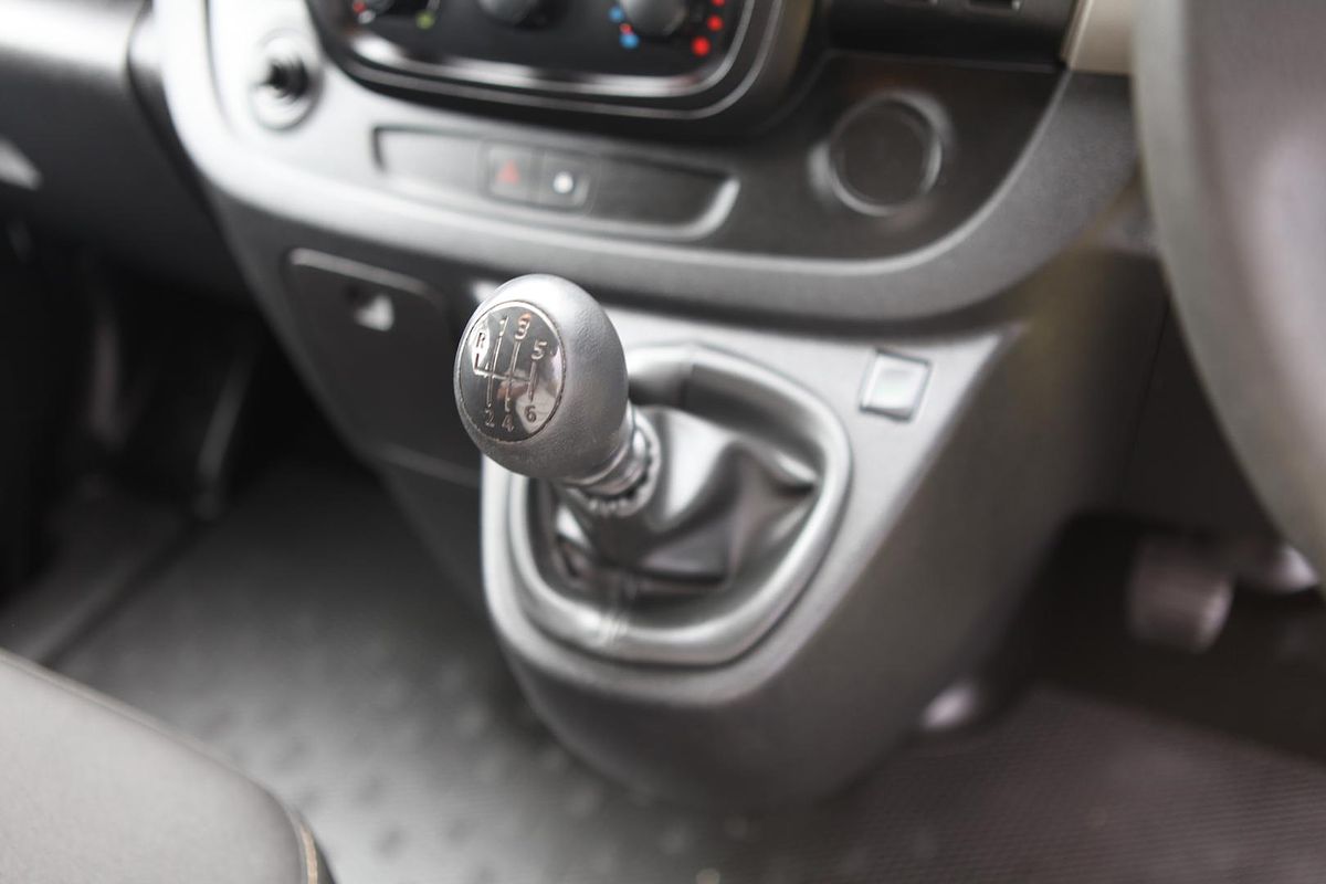 2016 Renault Trafic 66KW X82 SWB