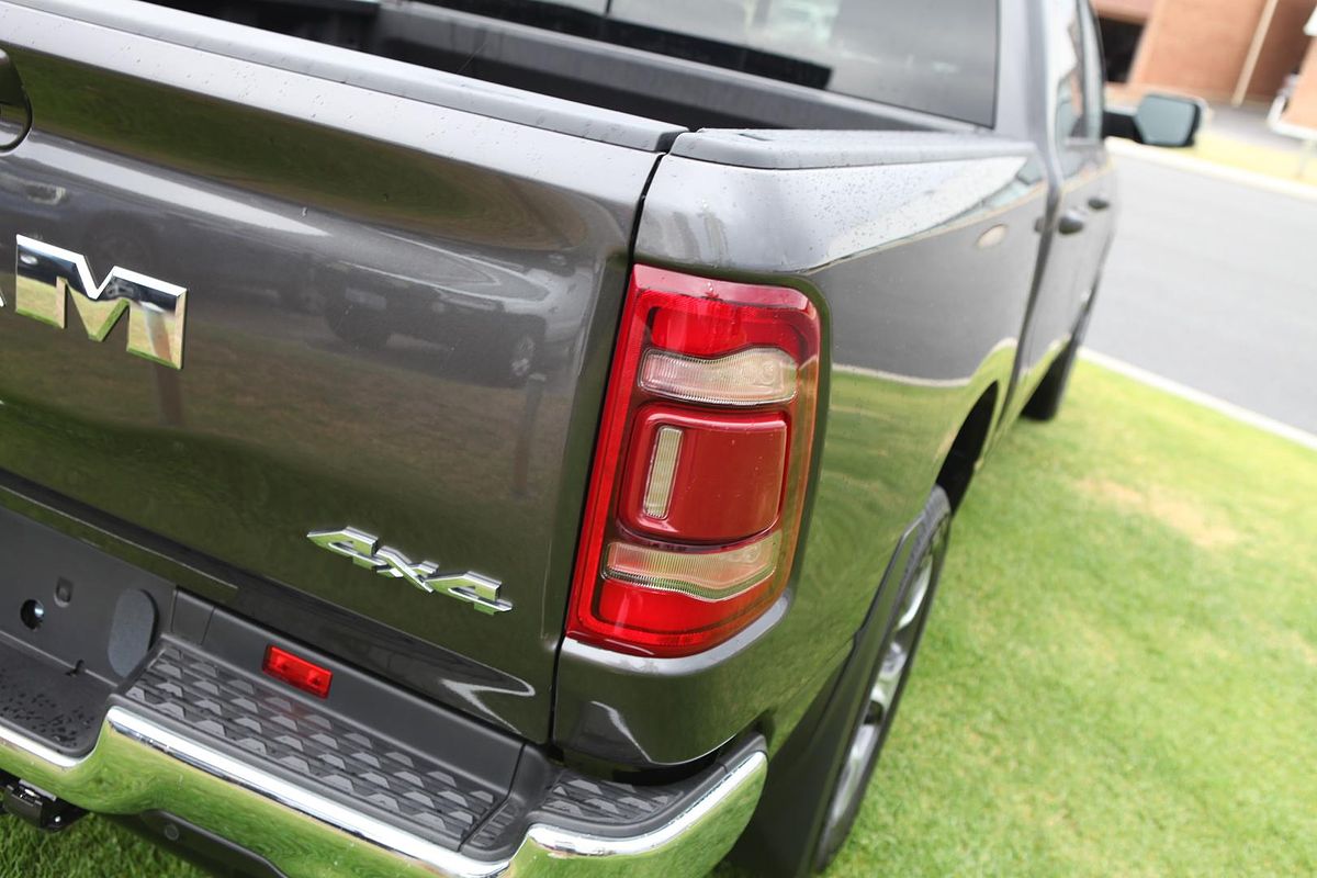 2024 RAM 1500 Laramie DT 4X4 SWB