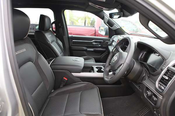 2024 RAM 1500 Laramie Sport RamBox DT 4X4 SWB
