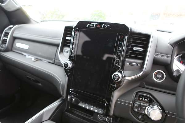 2024 RAM 1500 Laramie Sport RamBox DT 4X4 SWB