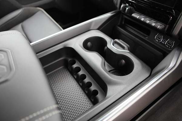 2024 RAM 1500 Laramie Sport RamBox DT 4X4 SWB