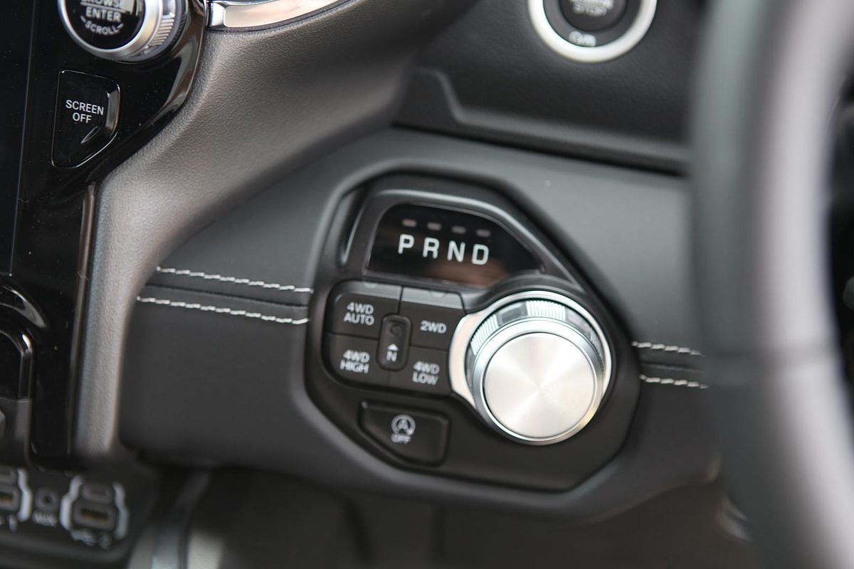2024 RAM 1500 Laramie Sport RamBox DT 4X4 SWB