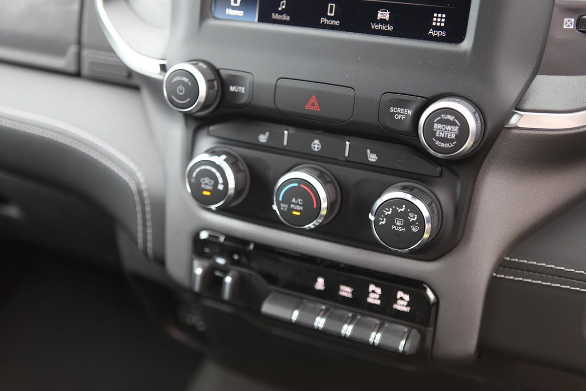 2024 RAM 1500 Big Horn DT 4X4 LWB