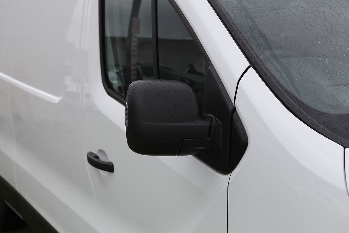 2024 Renault Trafic Pro X82 LWB