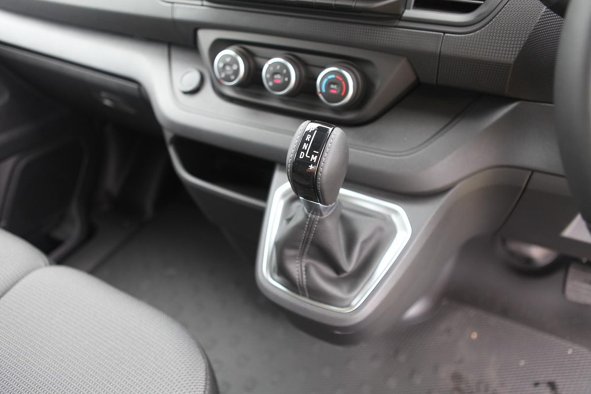 2024 Renault Trafic Pro X82 LWB
