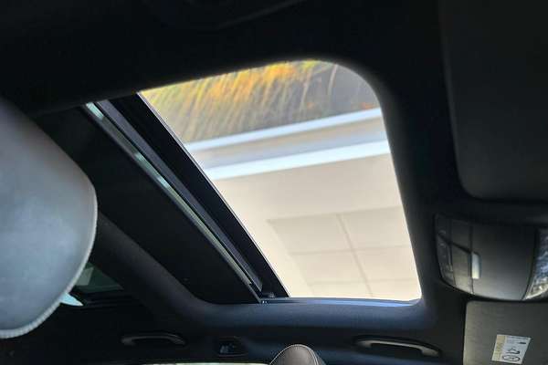 2017 Mercedes-Benz C-Class C300 S205