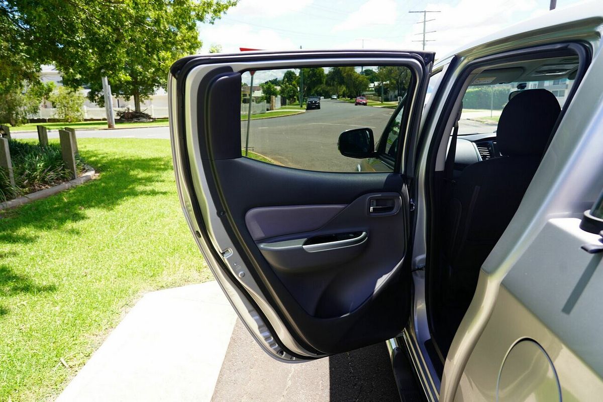 2015 Mitsubishi Triton GLX (4x4) MQ MY16 4X4