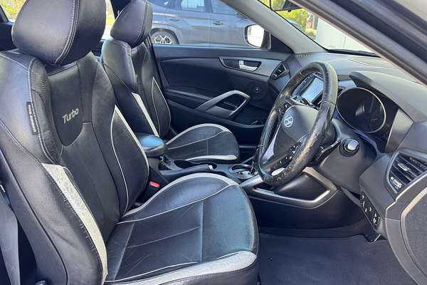 2013 Hyundai Veloster SR Turbo FS2