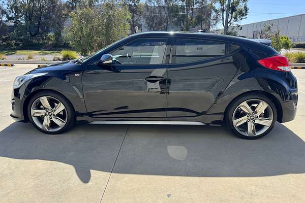 2013 Hyundai Veloster SR Turbo FS2