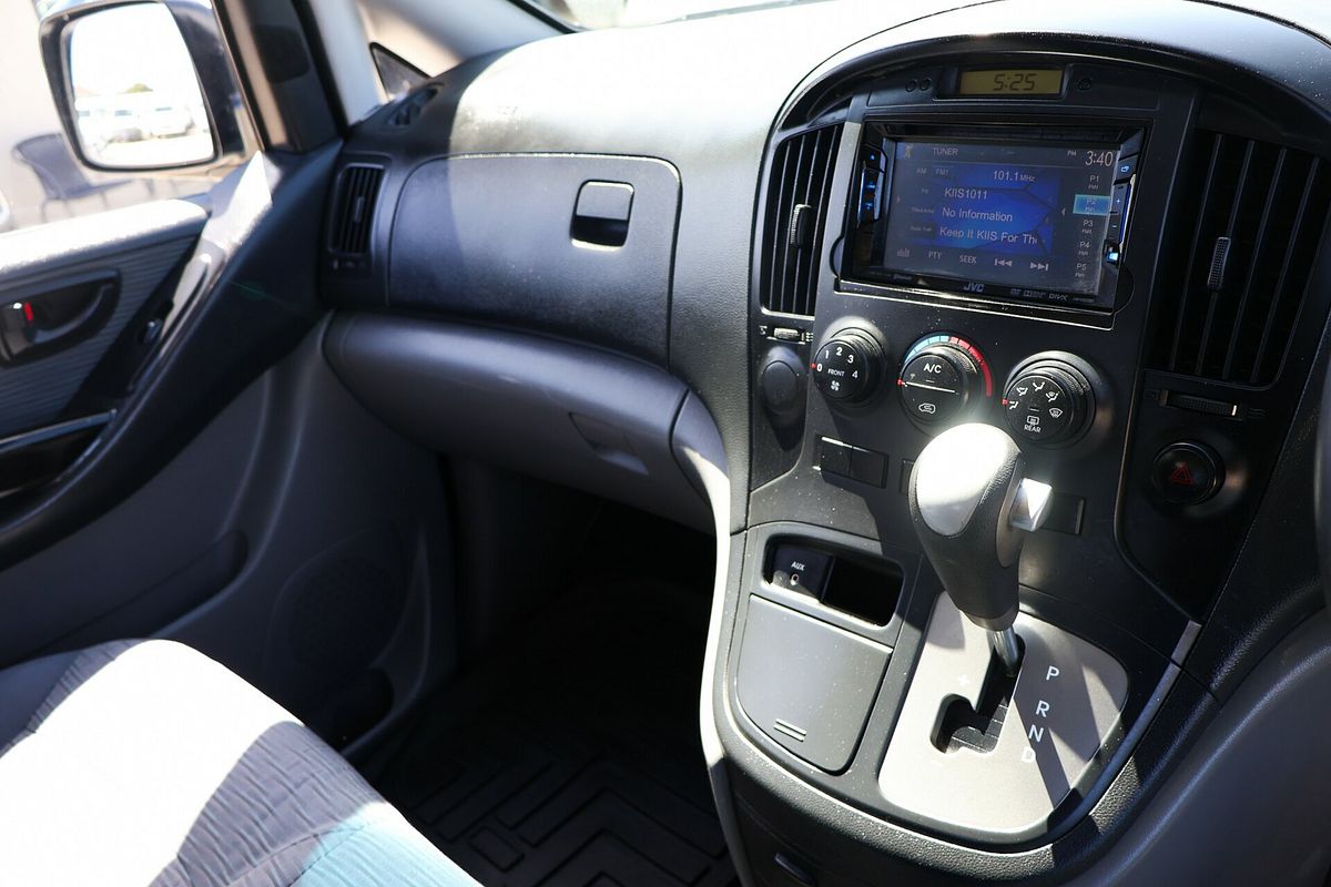 2010 Hyundai iLoad TQ-V