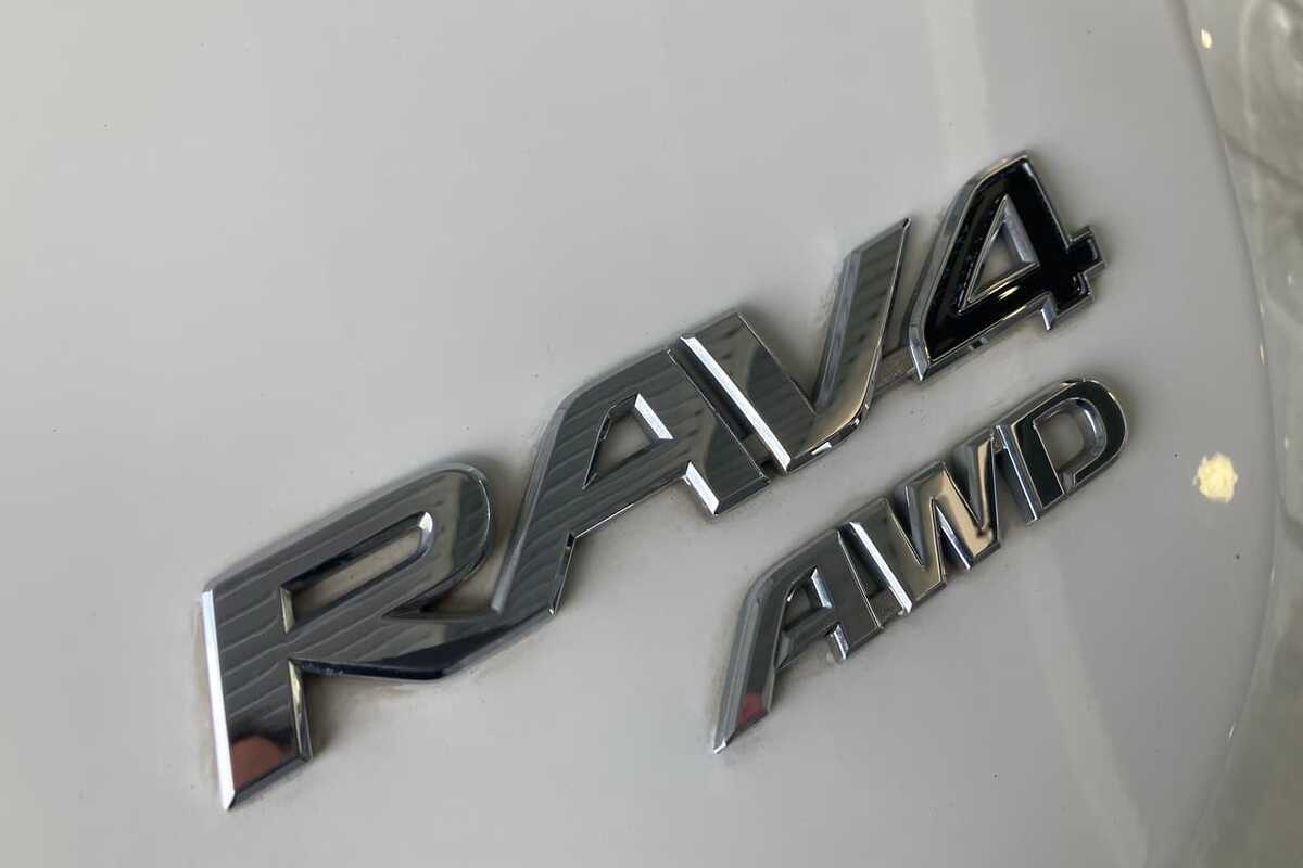 2014 Toyota RAV4 GX ASA44R