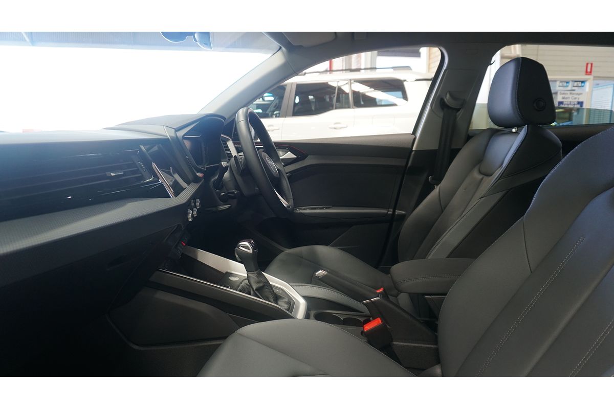 2024 Audi A1 40 TFSI S line GB