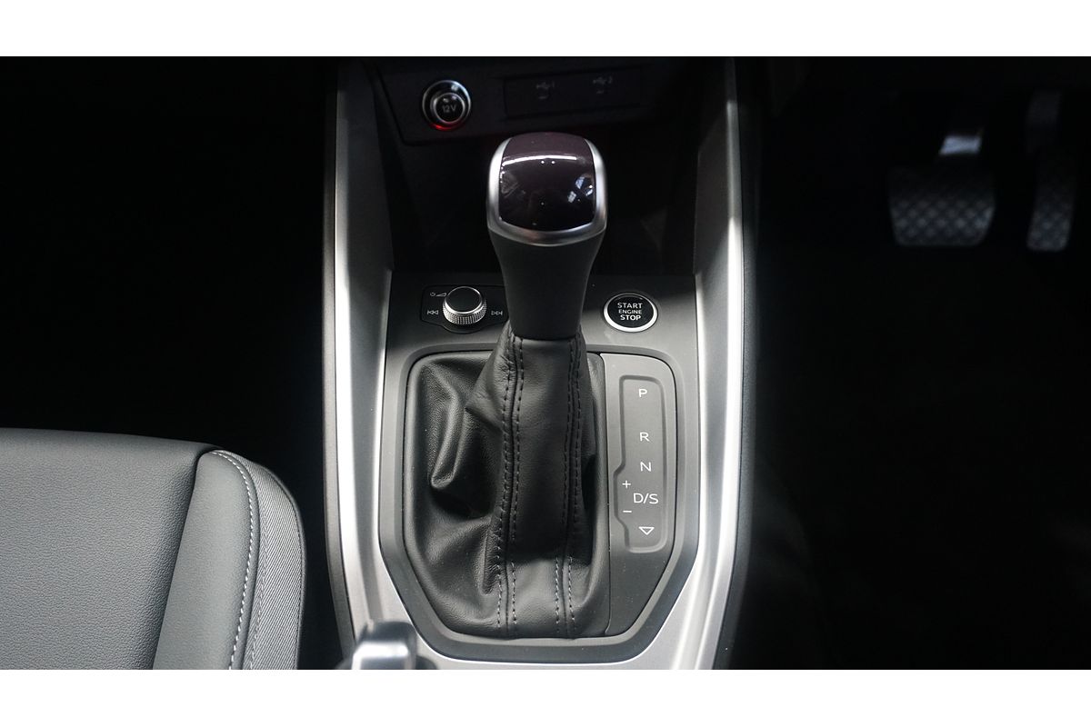 2024 Audi A1 40 TFSI S line GB