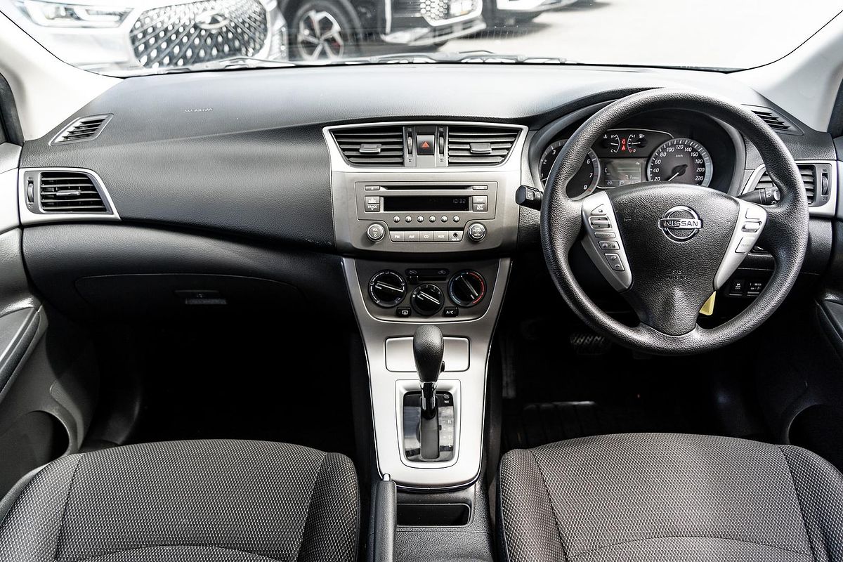 2014 Nissan Pulsar ST C12