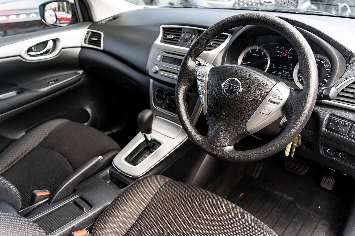 2014 Nissan Pulsar ST C12