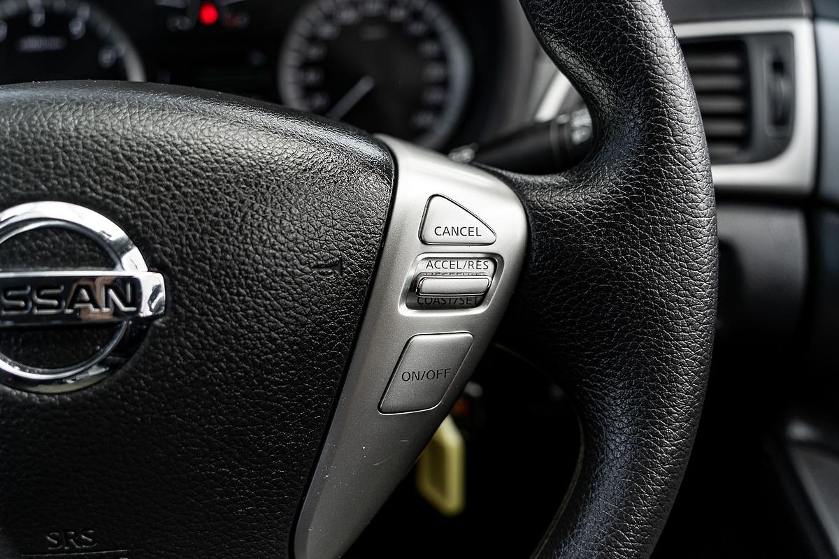 2014 Nissan Pulsar ST C12