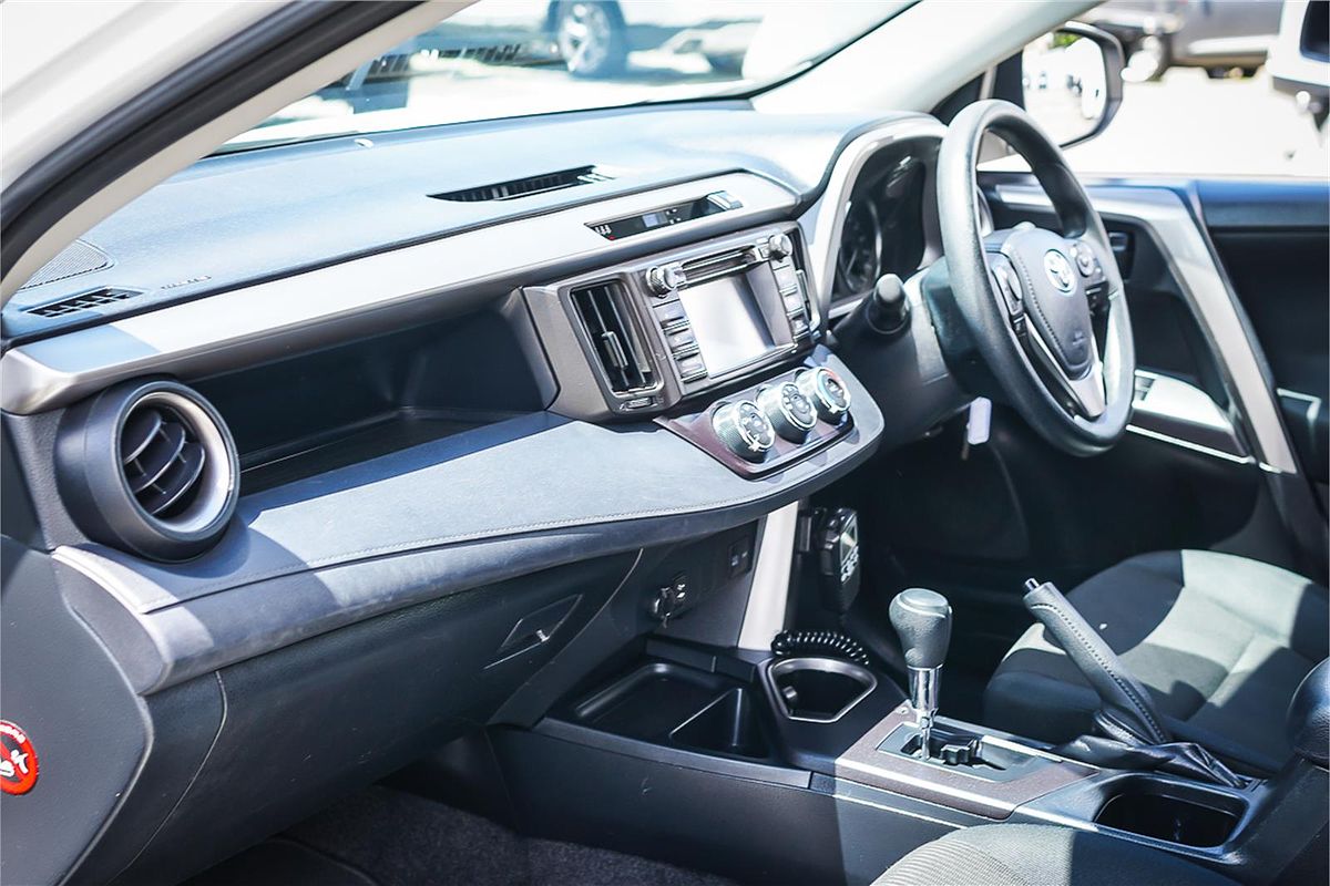 2018 Toyota RAV4 GX ALA49R