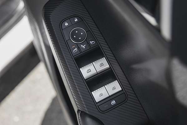 2024 Mitsubishi Outlander LS ZM
