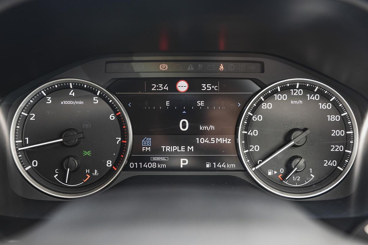 2024 Mitsubishi Outlander LS ZM