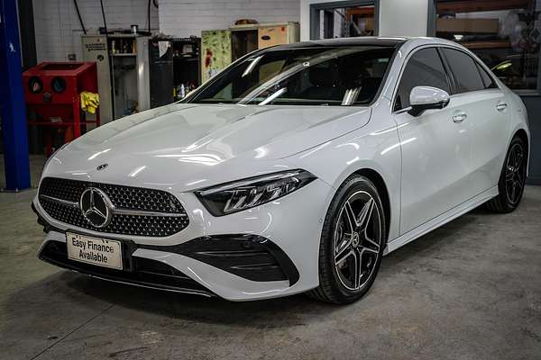 2023 Mercedes-Benz A-Class A200 V177