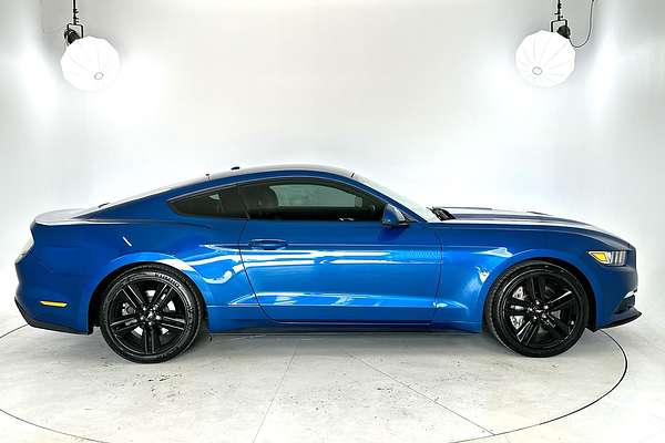 2017 Ford Mustang FM