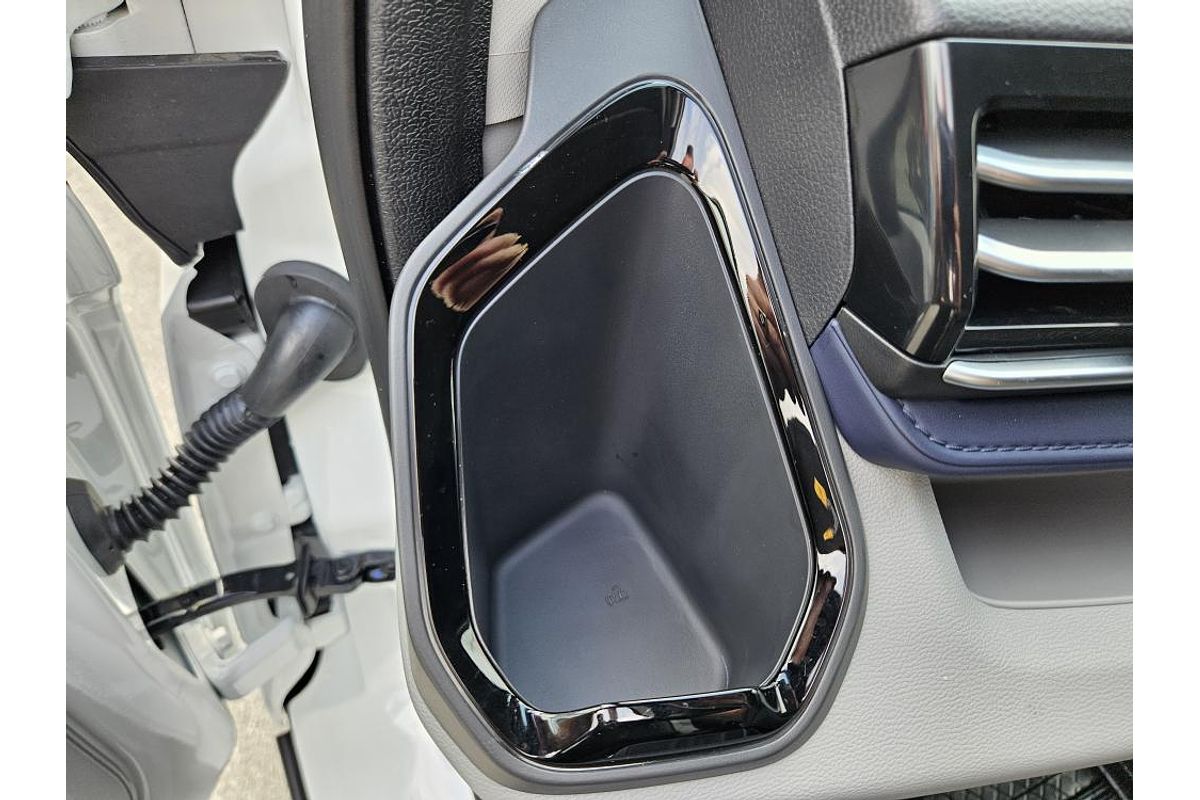 2024 LDV Deliver 7 SWB