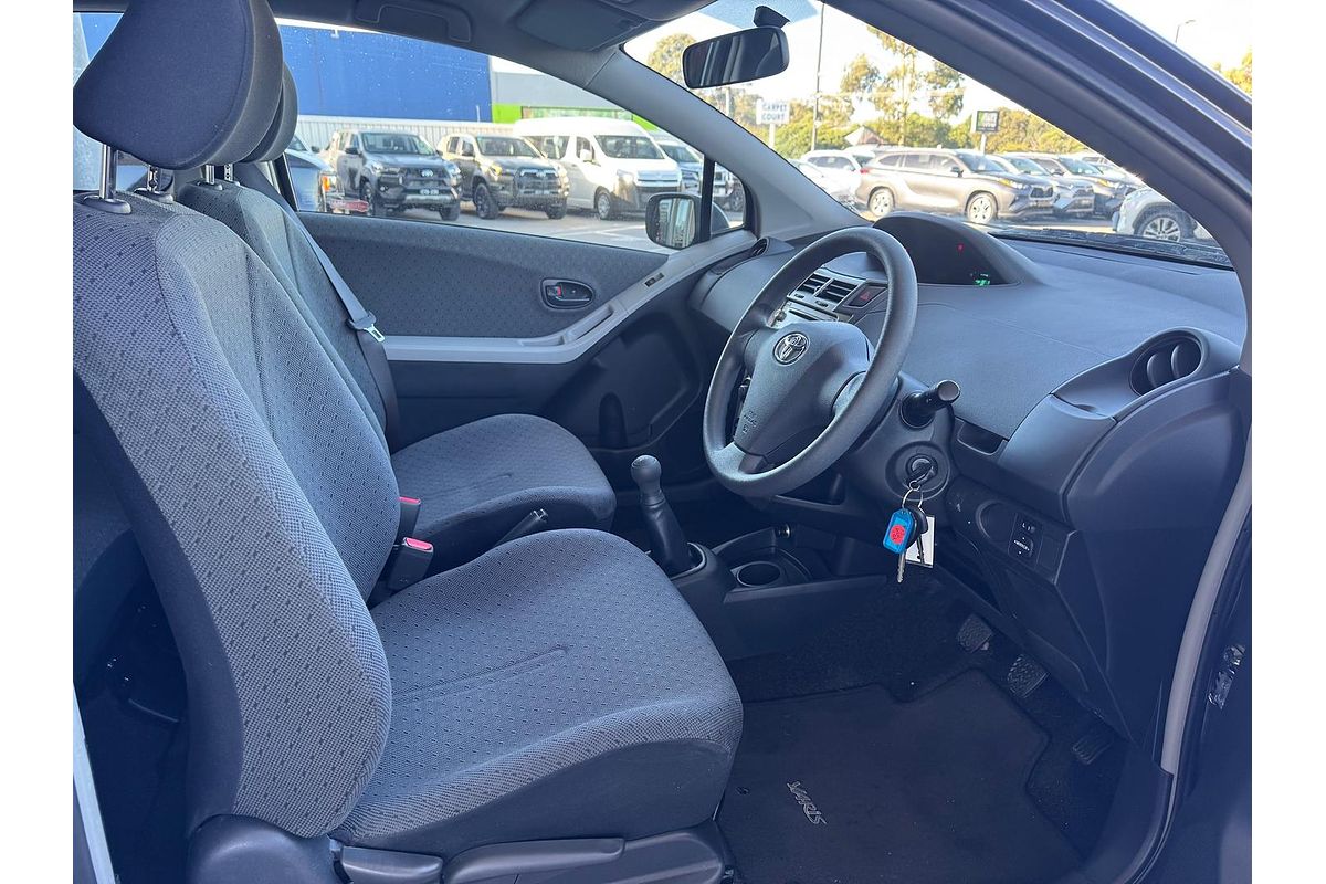2010 Toyota Yaris YR NCP90R